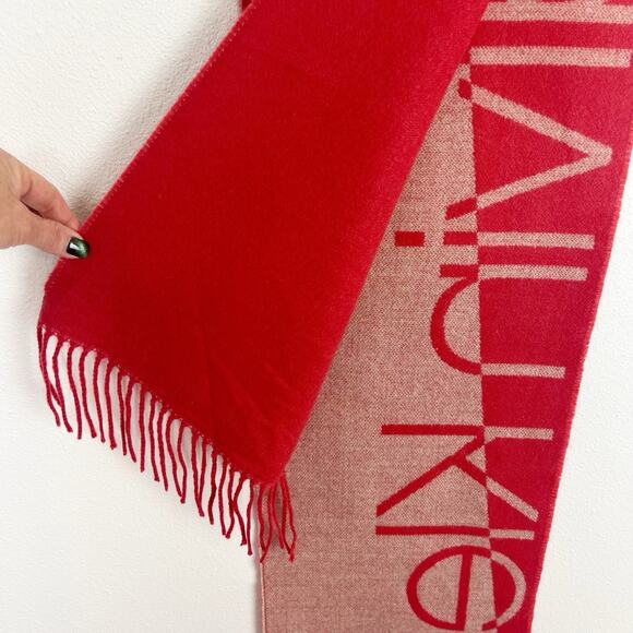 Calvin Klein Winter Scarf Fringe CK Logo Warm Wrap Cozy Peach Pink 11x66” - Picture 4 of 7